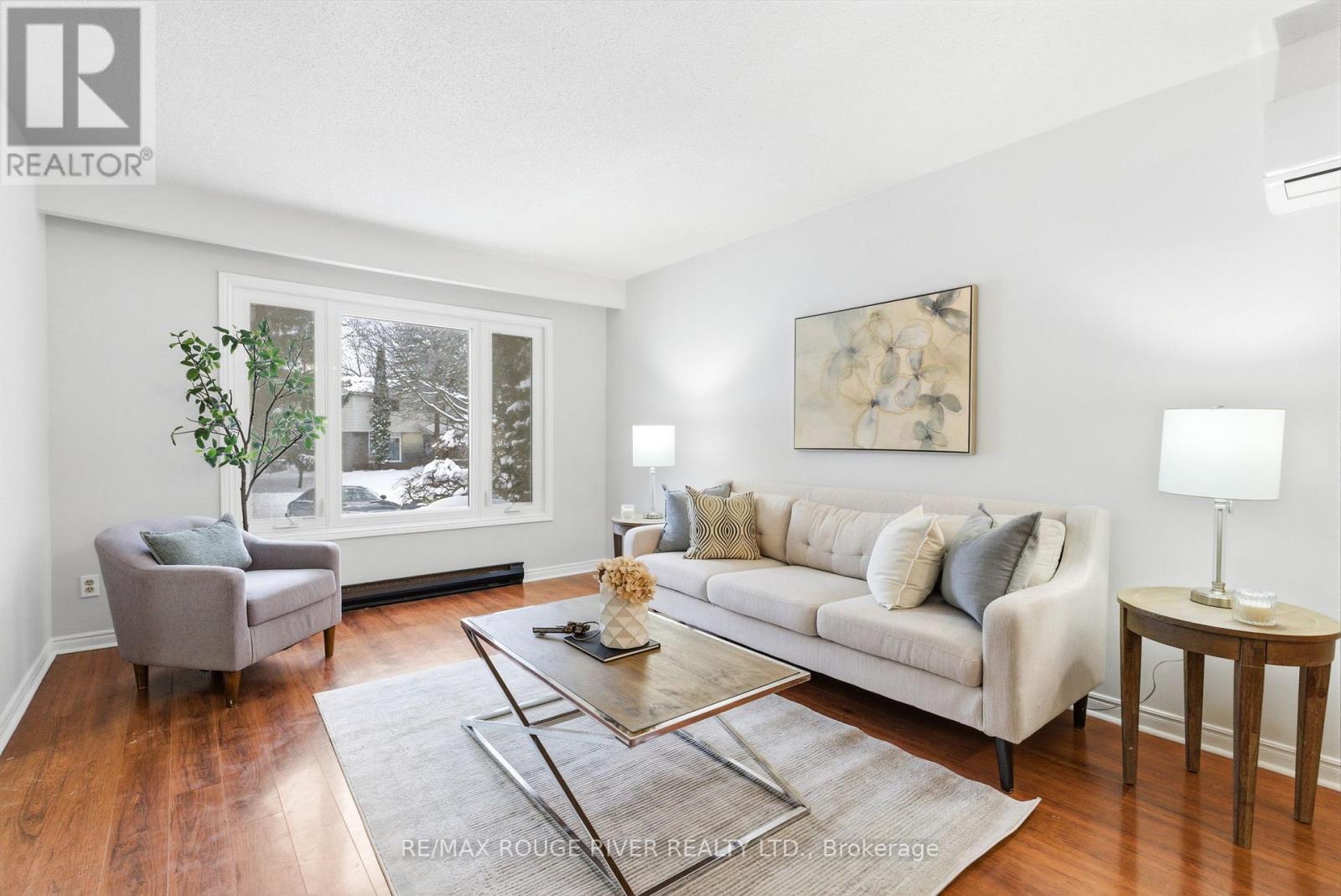 610 Bermuda Court, Oshawa, Ontario  L1J 6J6 - Photo 5 - E12787170