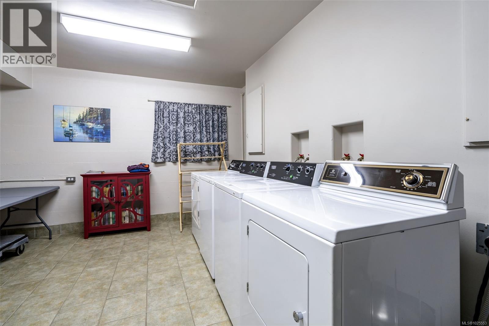 305 1270 Beach Dr, Oak Bay, British Columbia  V8S 2N3 - Photo 27 - 1025553