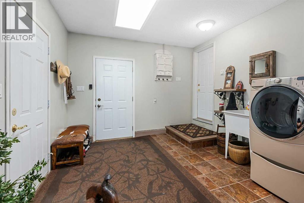 33194 Twp Rd 284, Rural Rocky View County, Alberta  T0M 1L0 - Photo 22 - A2245995