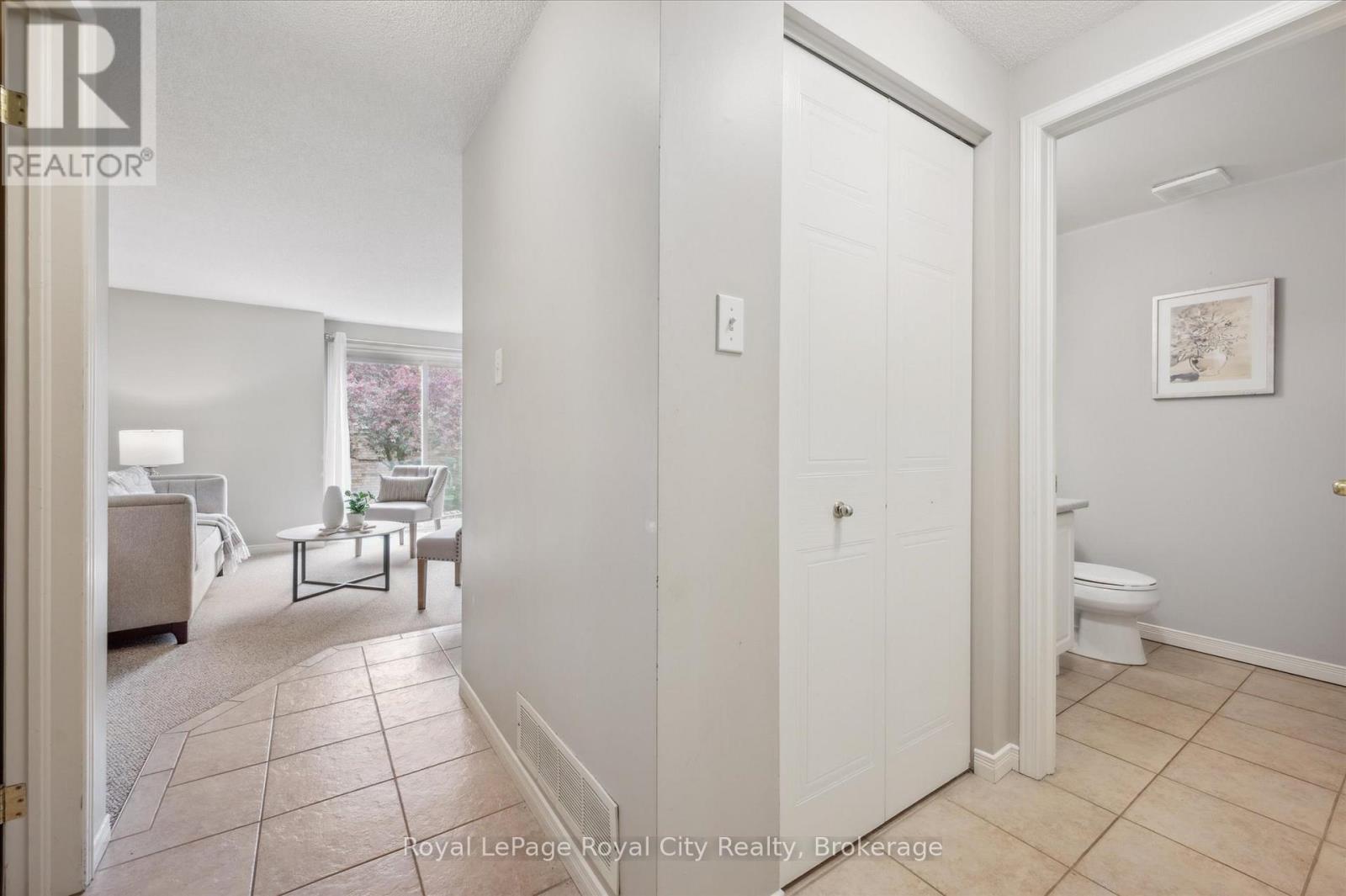 2 - 66 Rodgers Road, Guelph (Kortright West), Ontario  N1G 4Y5 - Photo 11 - X12787146