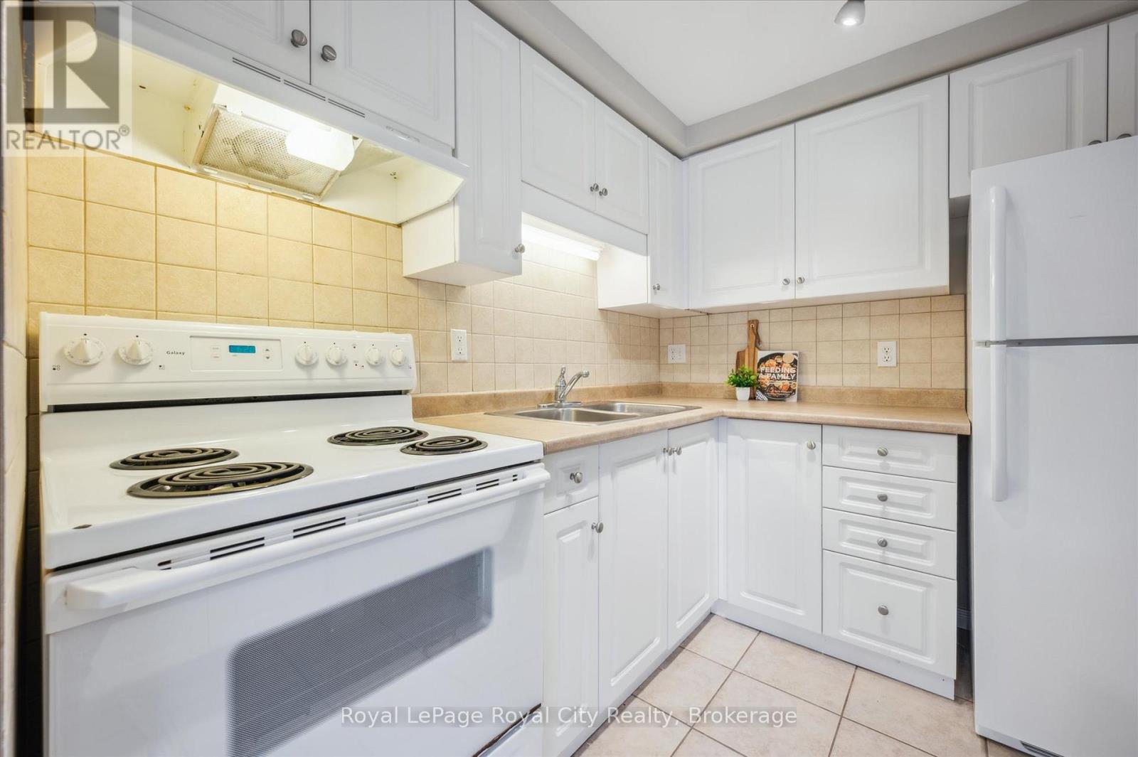 2 - 66 Rodgers Road, Guelph (Kortright West), Ontario  N1G 4Y5 - Photo 20 - X12787146