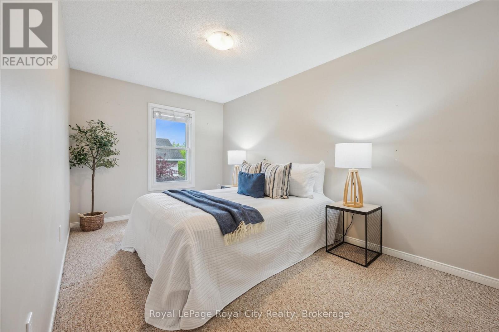 2 - 66 Rodgers Road, Guelph (Kortright West), Ontario  N1G 4Y5 - Photo 25 - X12787146