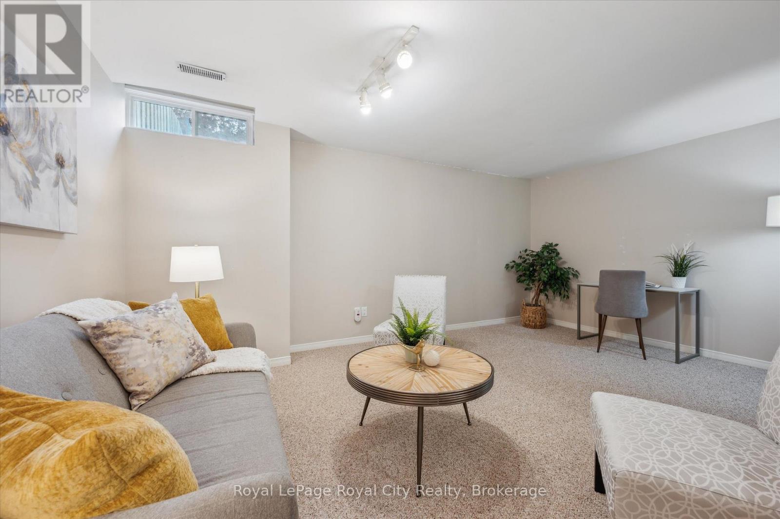 2 - 66 Rodgers Road, Guelph (Kortright West), Ontario  N1G 4Y5 - Photo 8 - X12787146