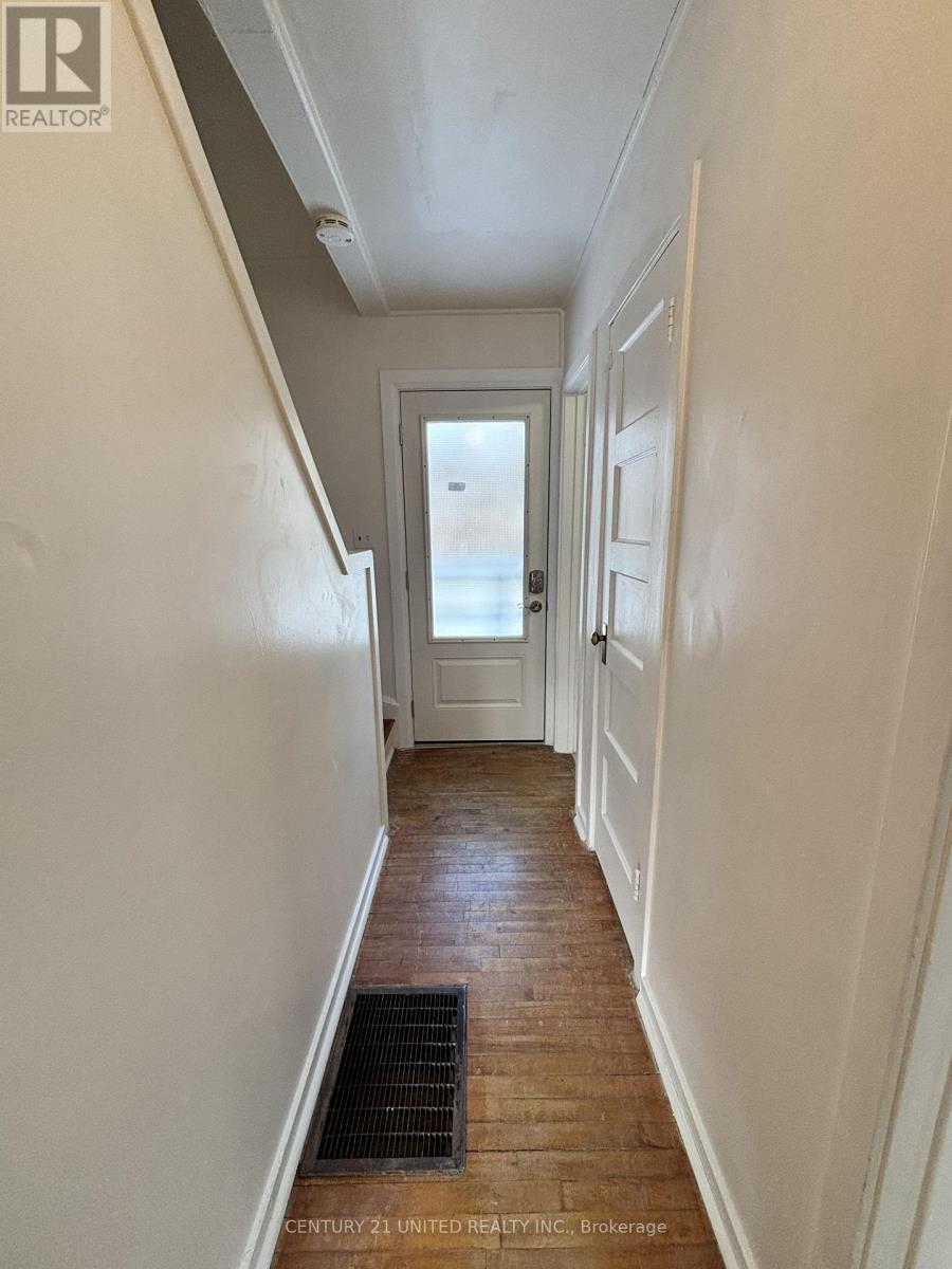 638 Mckellar Street, Peterborough (Otonabee Ward 1), Ontario  K9J 1R3 - Photo 7 - X12787206