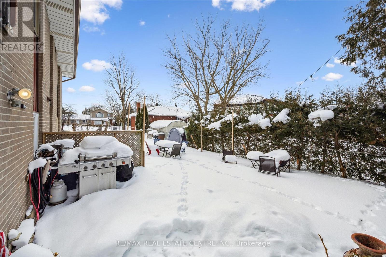 42 Daniel Avenue, Kitchener, Ontario  N2K 1E9 - Photo 15 - X12786922