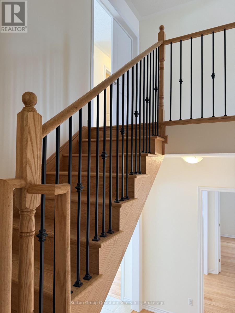 174 Rosanne Circle, Wasaga Beach, Ontario  L9Z 1J7 - Photo 8 - S12643450