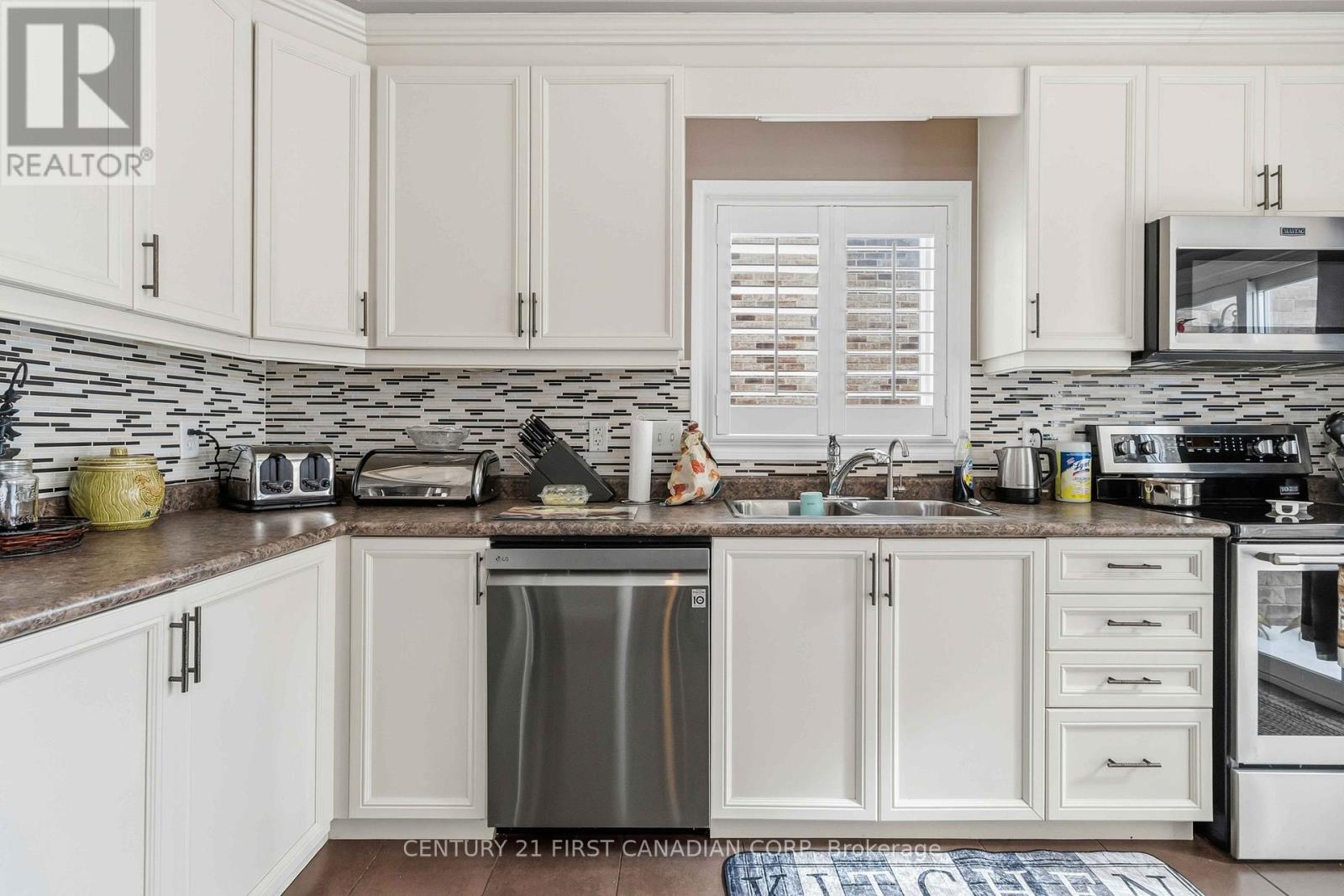 89 Marriott Place, Brant, Ontario  N3L 0A4 - Photo 12 - X12786990