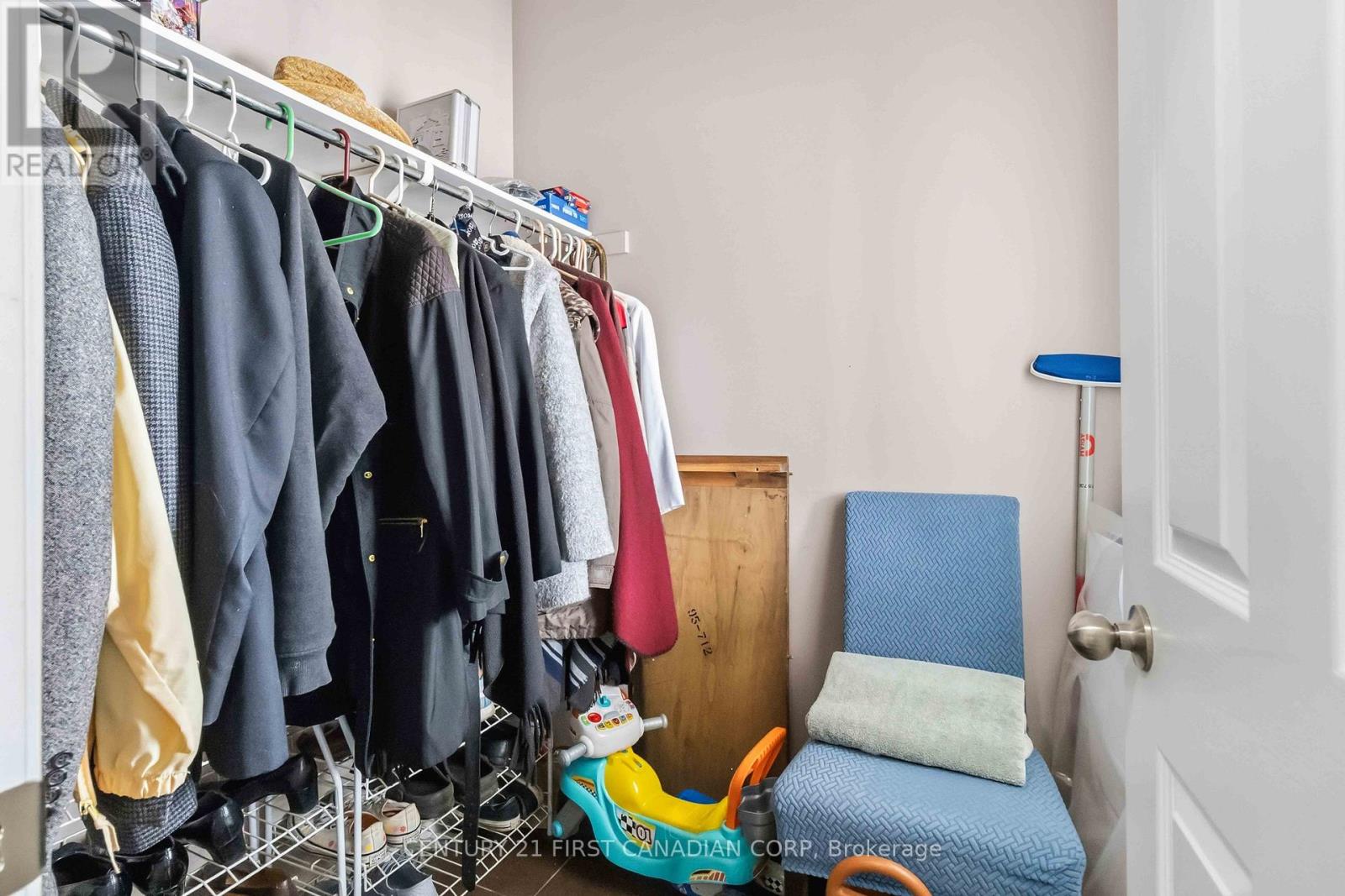 89 Marriott Place, Brant, Ontario  N3L 0A4 - Photo 5 - X12786990