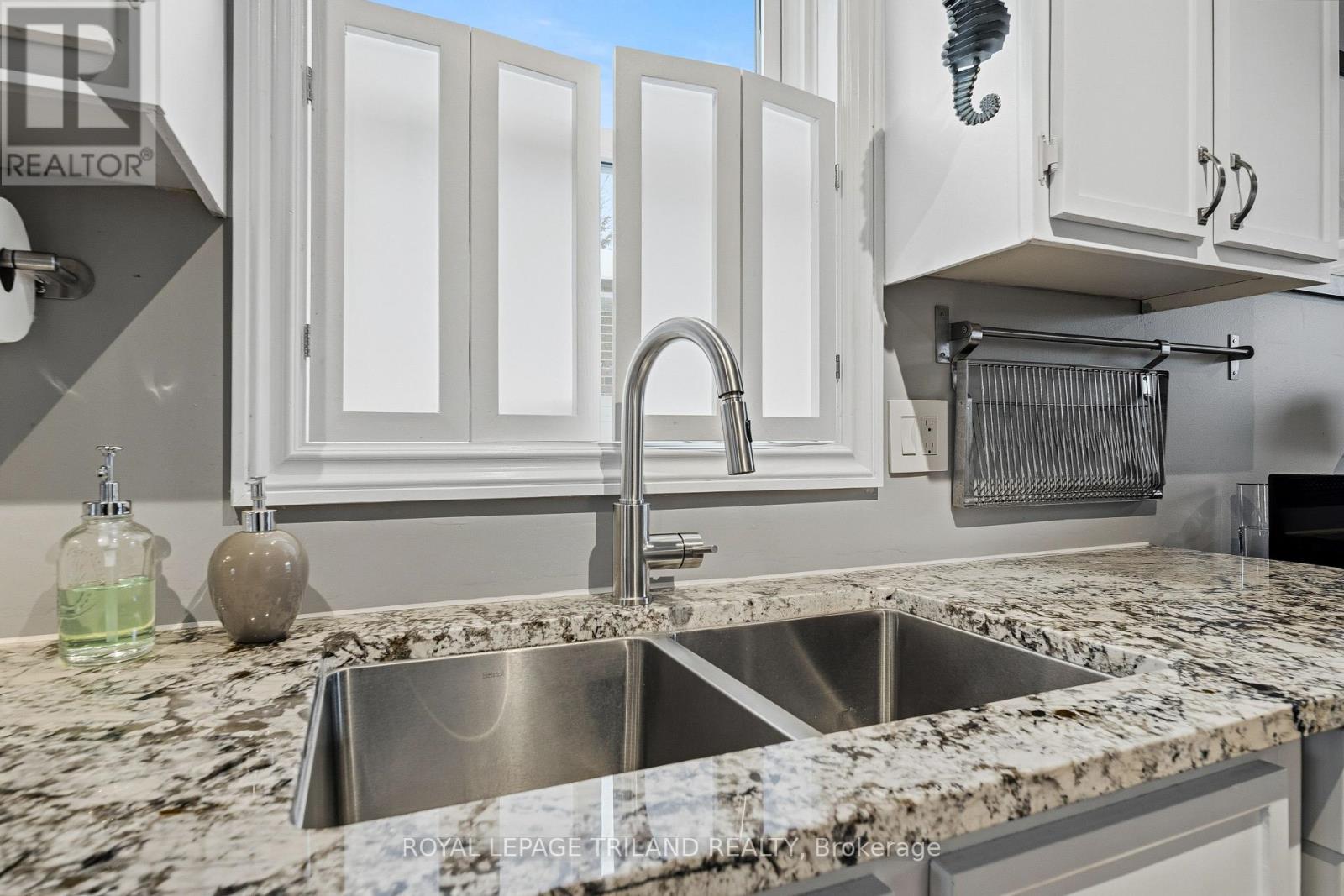 188 Chepstow Close, London North, Ontario  N6G 3S2 - Photo 10 - X12787120