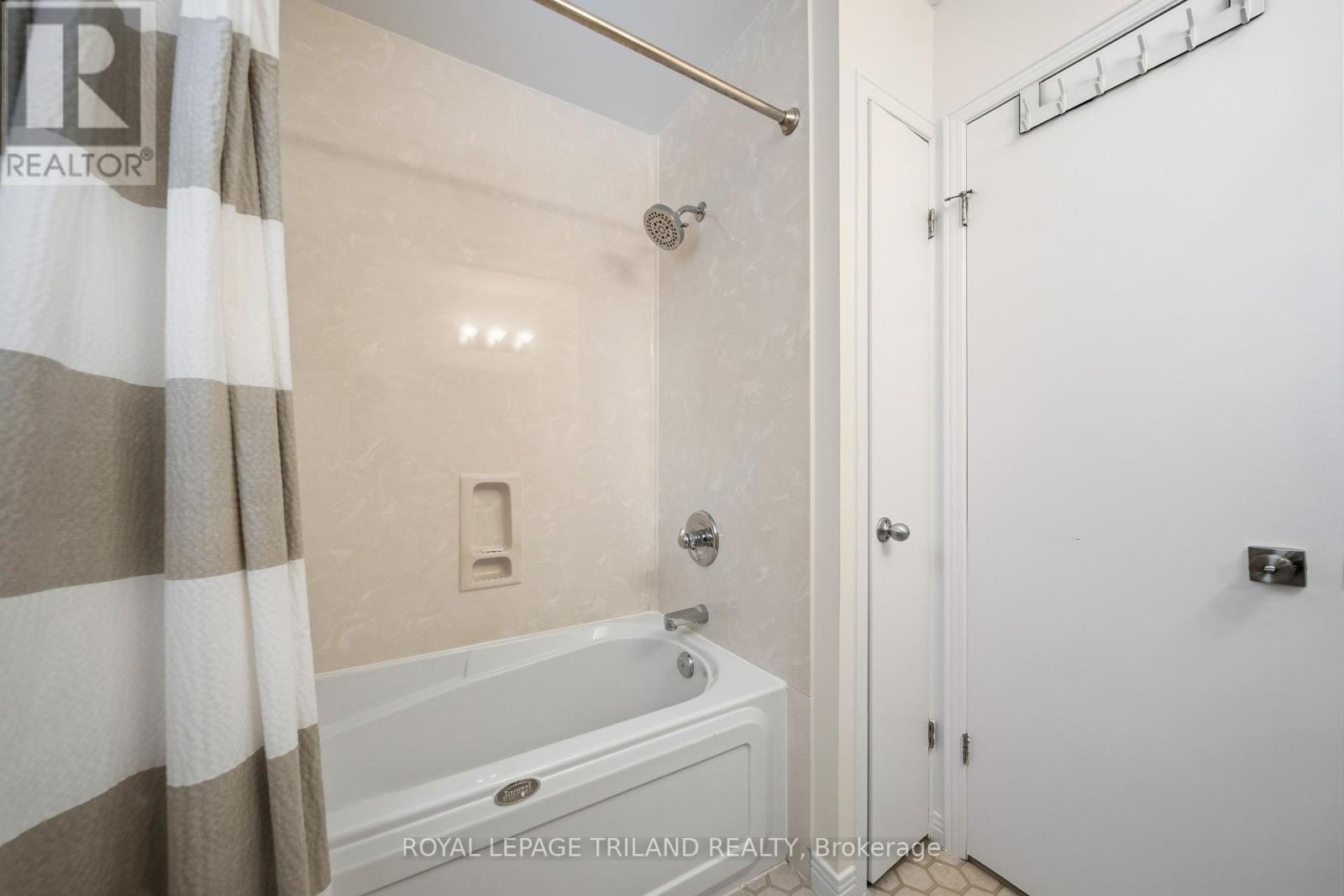 188 Chepstow Close, London North, Ontario  N6G 3S2 - Photo 24 - X12787120