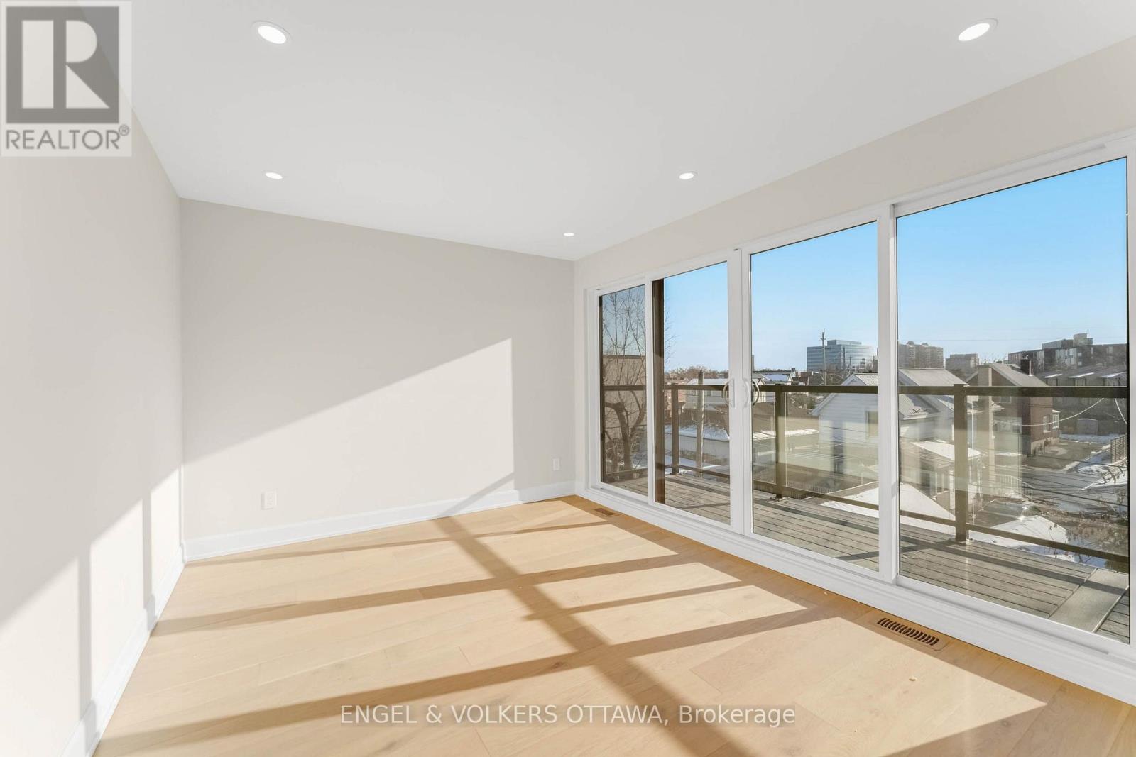 A - 132 Carillon Street, Ottawa, Ontario  K1L 5Y3 - Photo 17 - X12787034