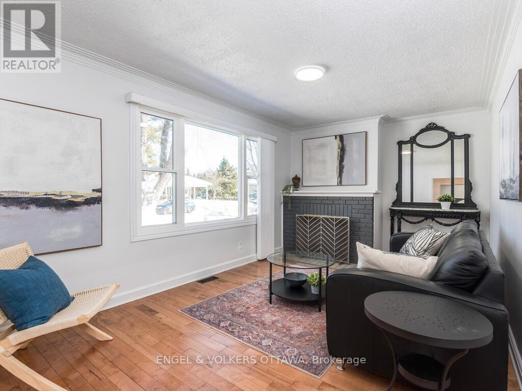 878 Dunlevie Avenue, Ottawa, Ontario  K2A 2Z4 - Photo 18 - X12787070