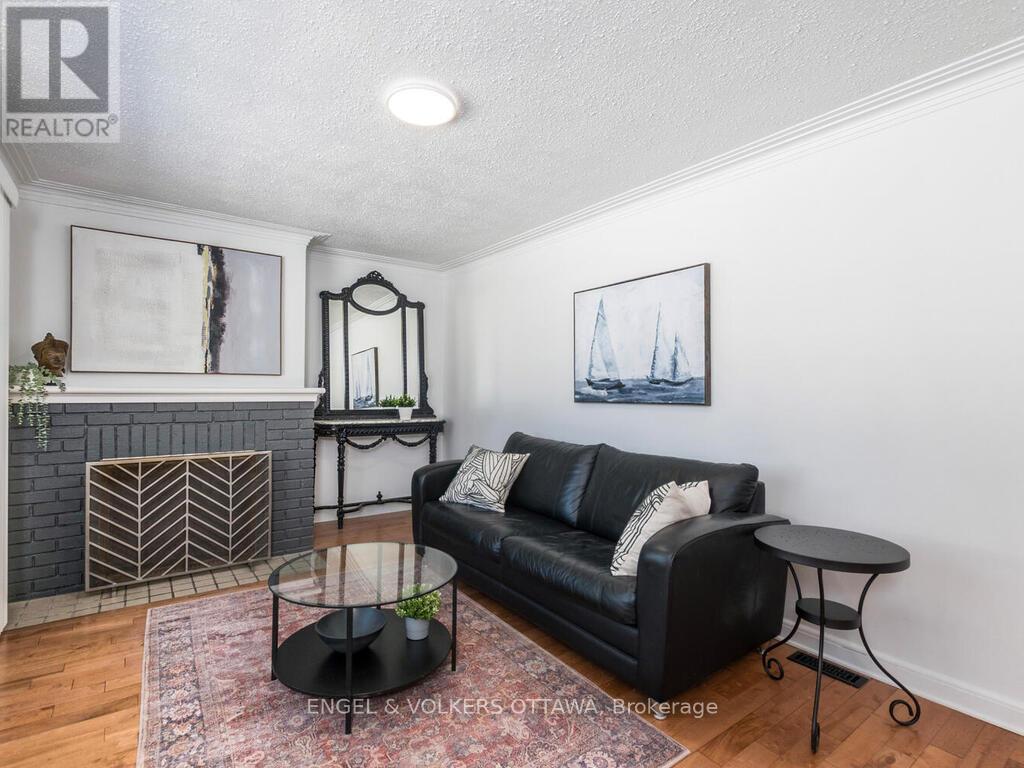 878 Dunlevie Avenue, Ottawa, Ontario  K2A 2Z4 - Photo 19 - X12787070