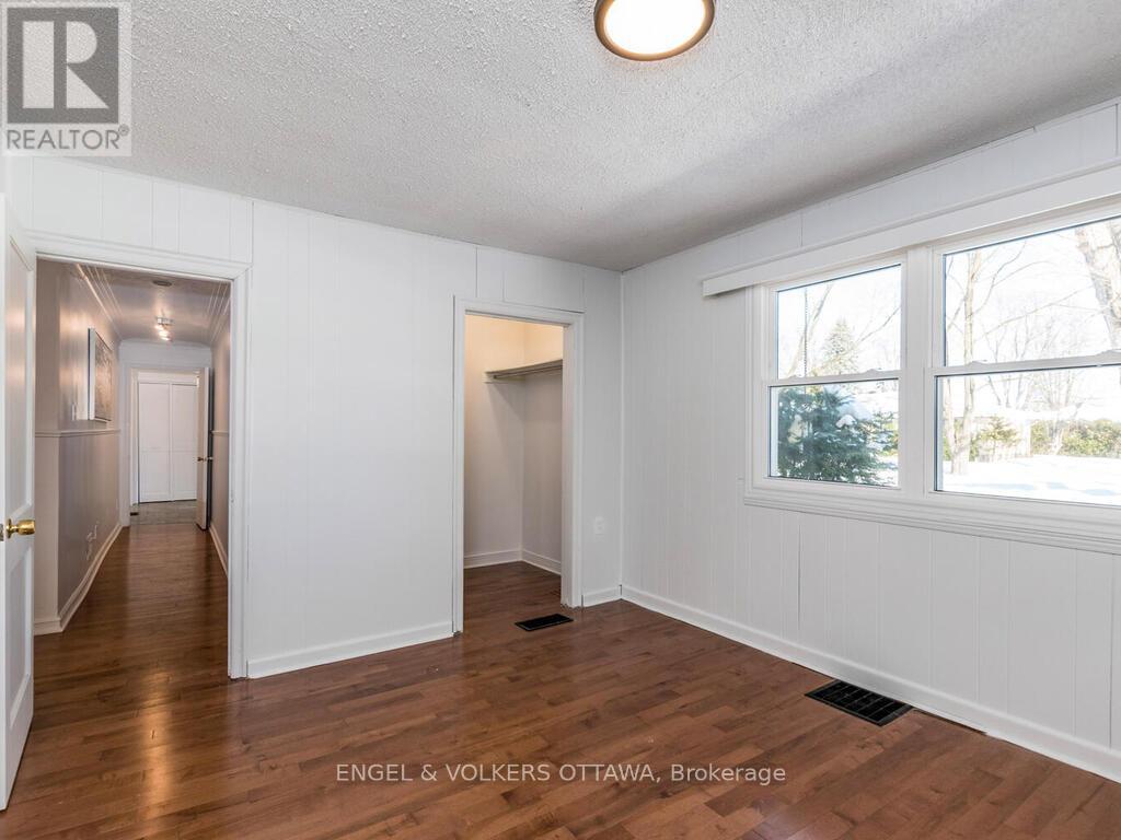 878 Dunlevie Avenue, Ottawa, Ontario  K2A 2Z4 - Photo 25 - X12787070