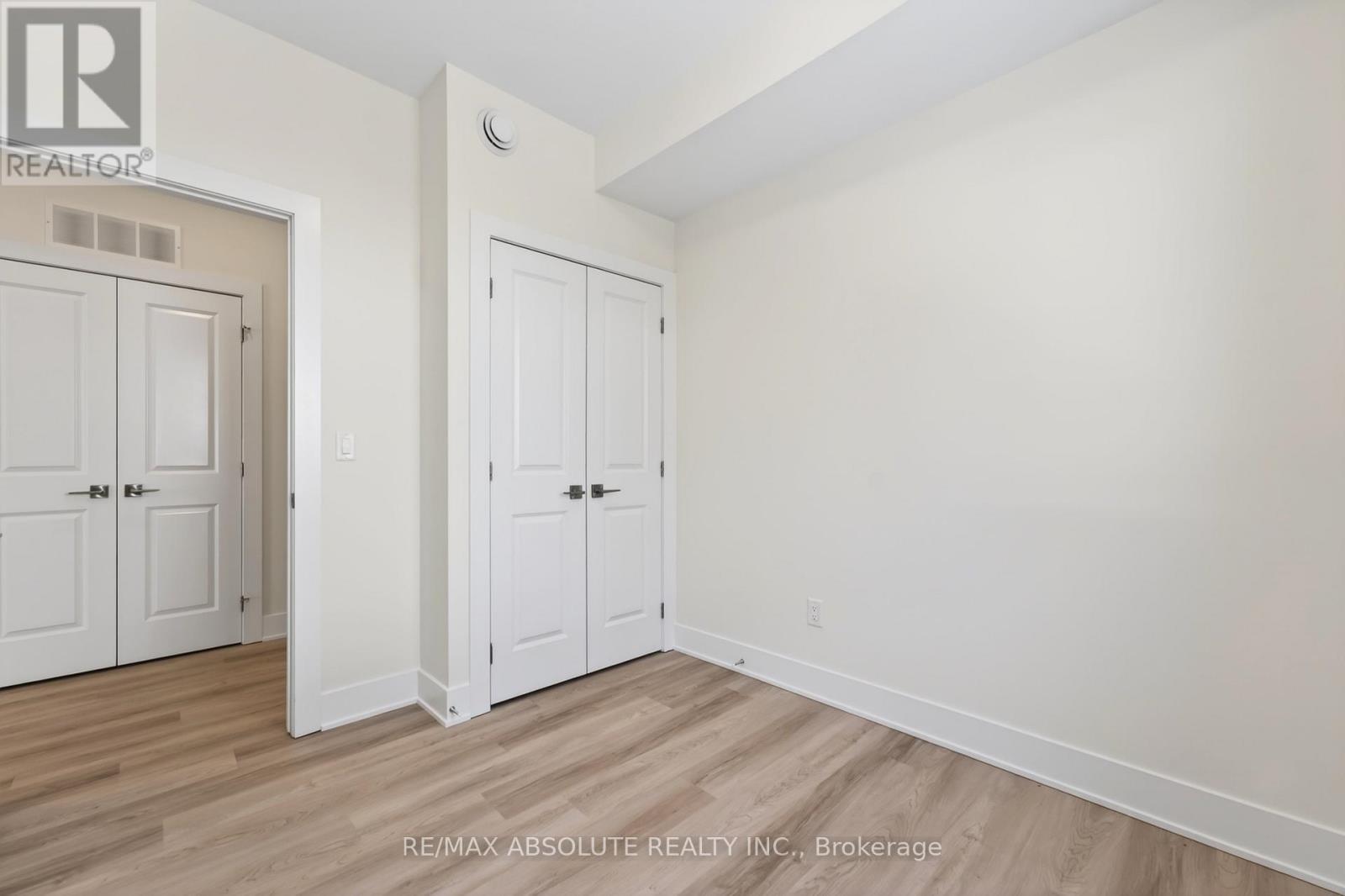 B - 181 Columbus Avenue, Ottawa, Ontario  K1K 1P7 - Photo 11 - X12787098