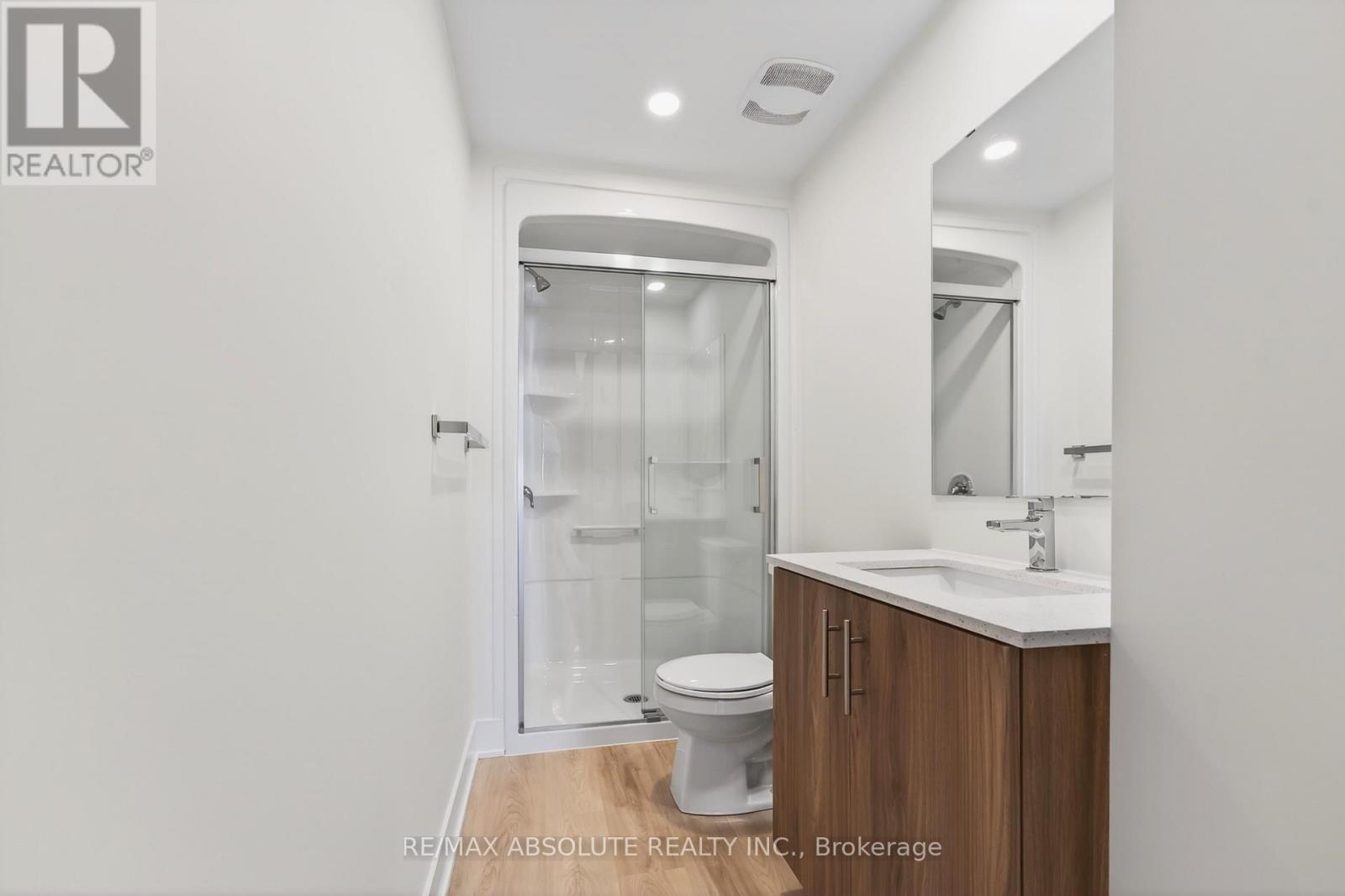 B - 181 Columbus Avenue, Ottawa, Ontario  K1K 1P7 - Photo 14 - X12787098