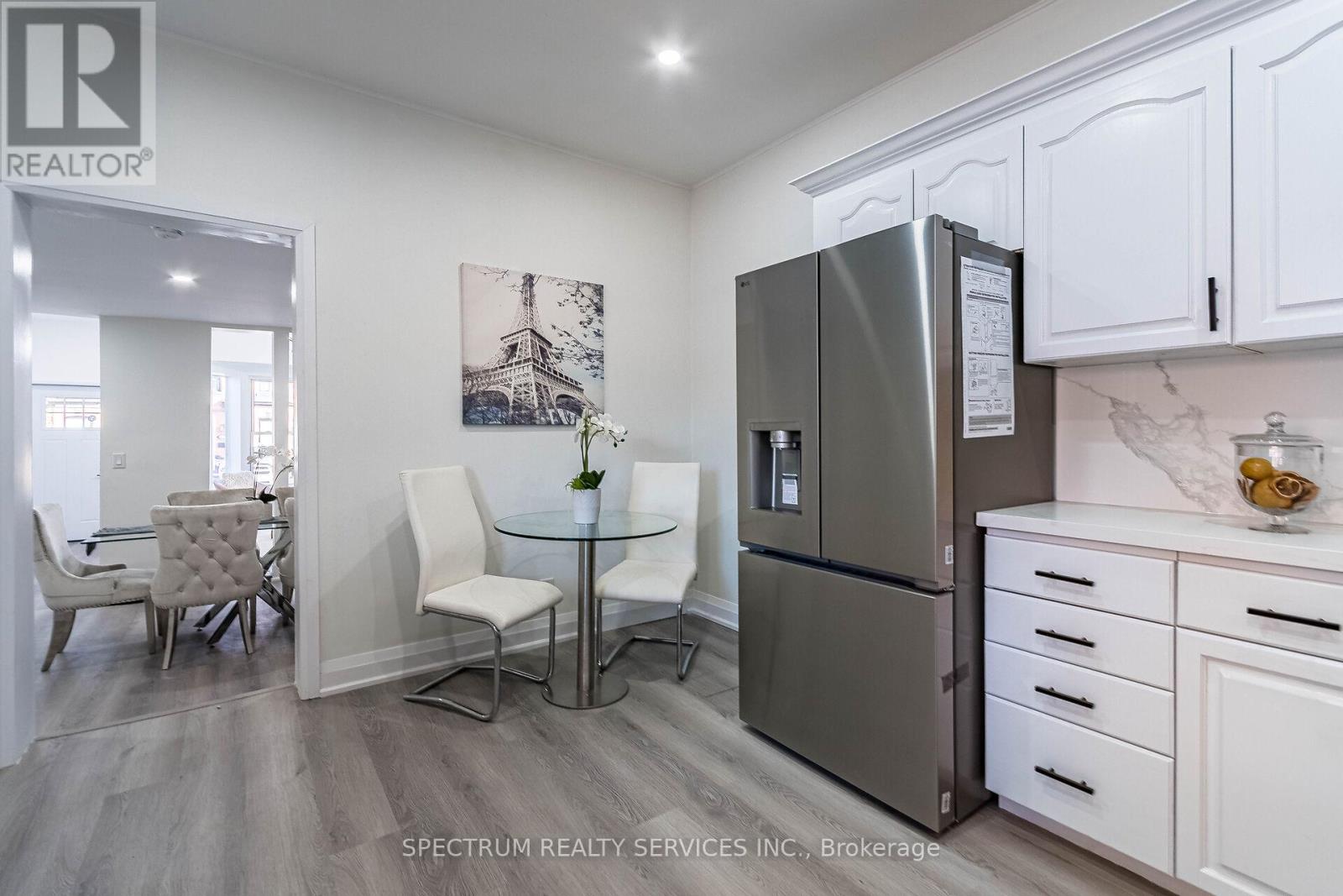 135 East Avenue N, Hamilton, Ontario  L8L 5H8 - Photo 16 - X12692882