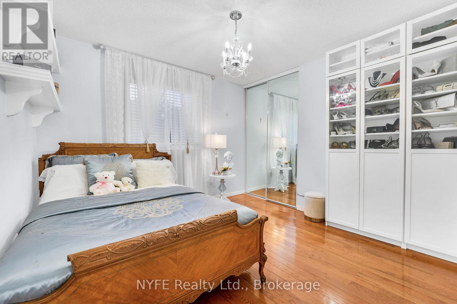 690 Peter Robertson Boulevard, Brampton (Sandringham-Wellington), Ontario  L6R 1L7 - Photo 14 - W12787112