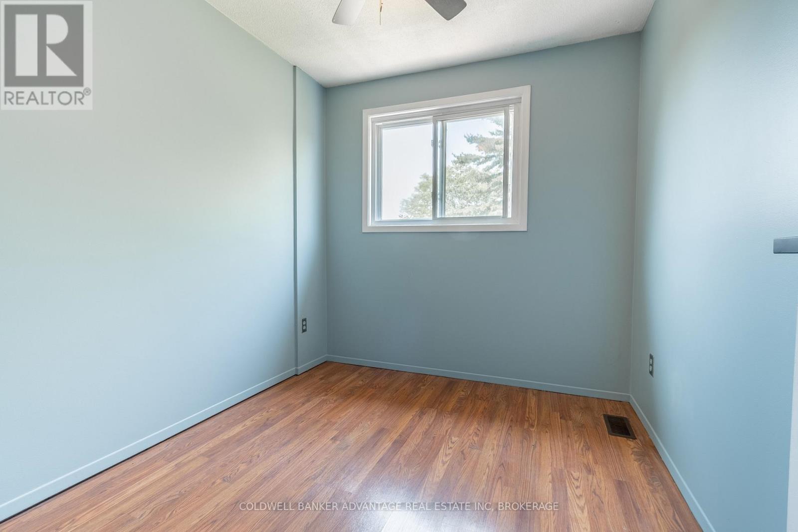 8 - 102 Silvan Drive, Welland (N. Welland), Ontario  L3C 6C3 - Photo 18 - X12787144