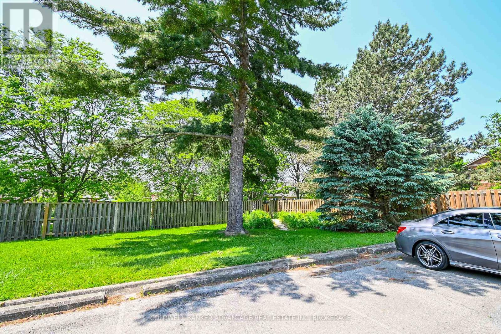 8 - 102 Silvan Drive, Welland (N. Welland), Ontario  L3C 6C3 - Photo 30 - X12787144