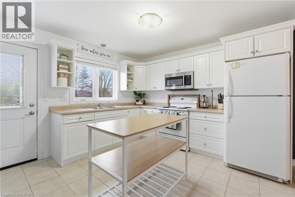 615 Southworth Street S, Welland, Ontario  L3B 2A2 - Photo 10 - 40788313