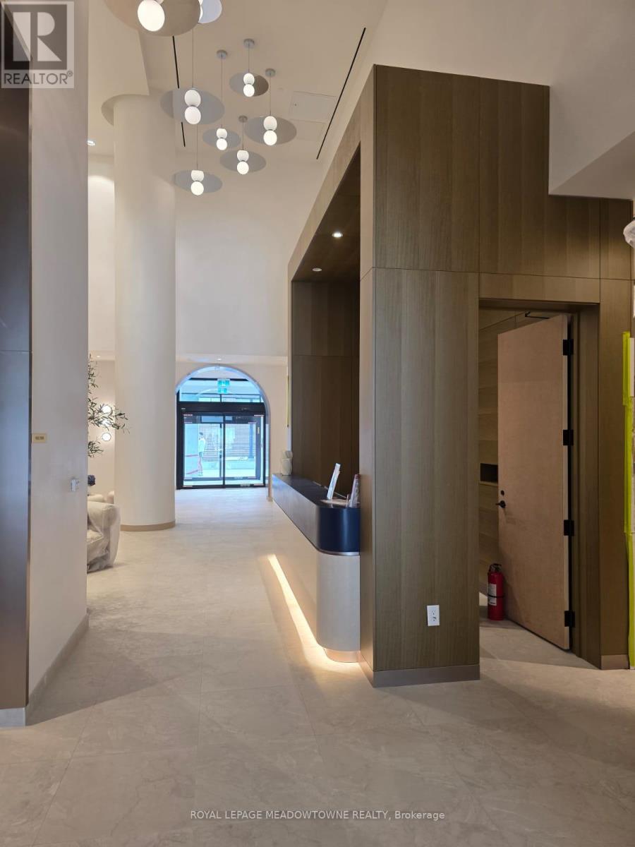 1014 - 181 Sterling Road N, Toronto, Ontario  M6R 2B2 - Photo 6 - C12787096