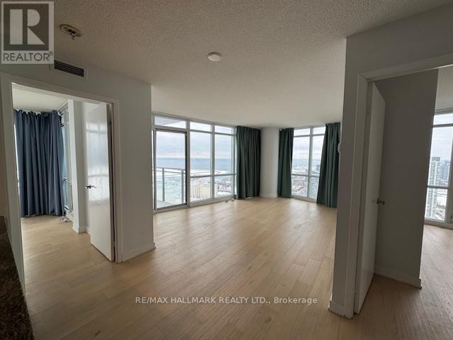 4815 - 11 Brunel Court, Toronto (Waterfront Communities), Ontario  M5V 3Y3 - Photo 7 - C12787126