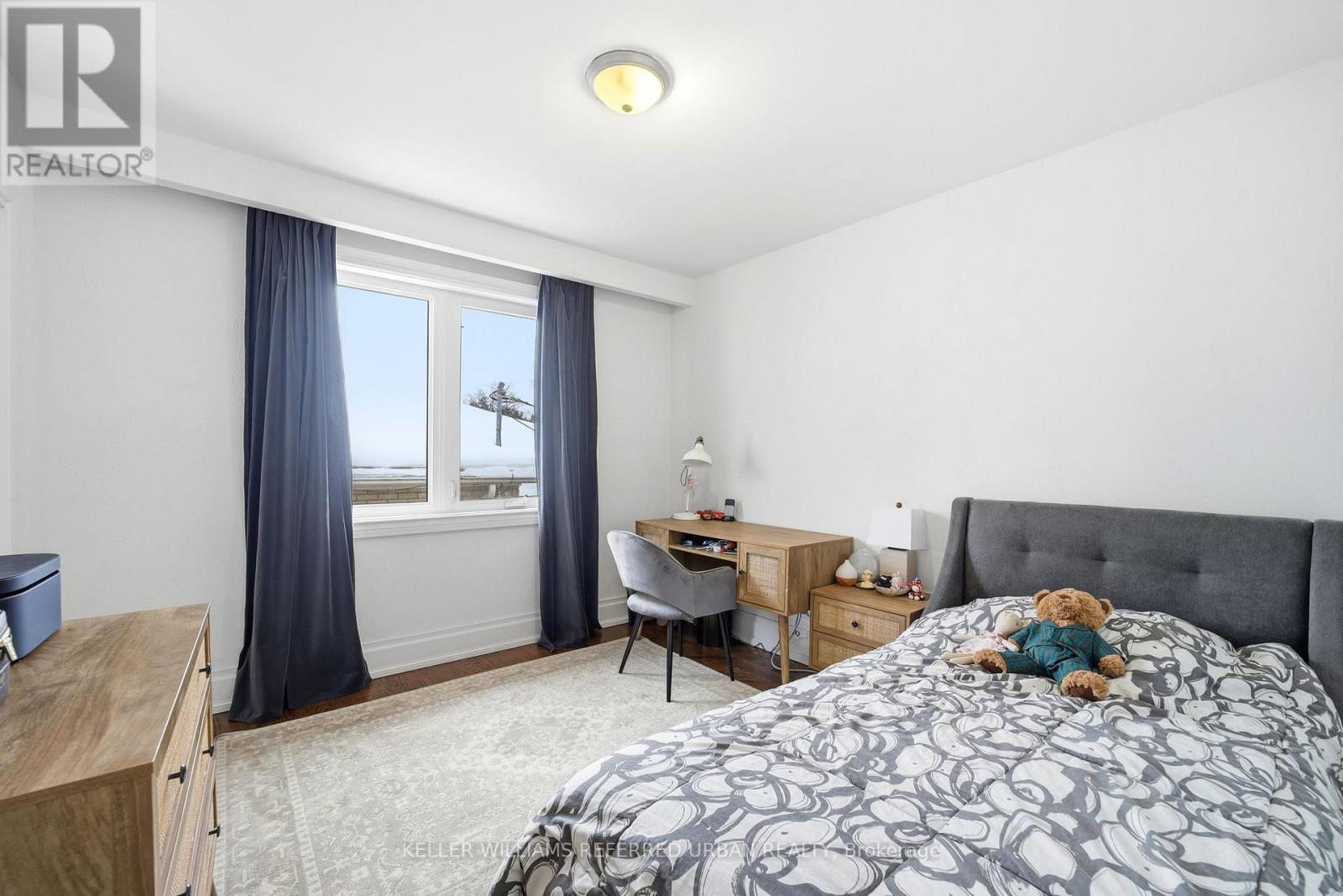 160 Caines Avenue, Toronto (Newtonbrook West), Ontario  M2R 2L5 - Photo 17 - C12787136