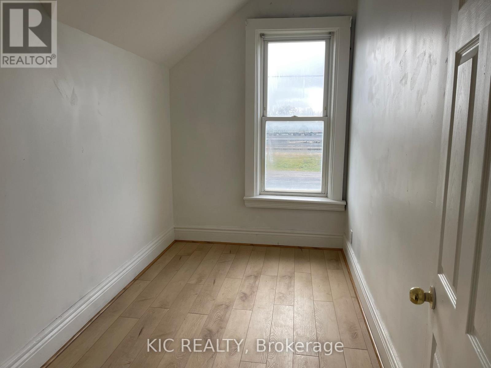 35 Ottawa Street E, Havelock-Belmont-Methuen, Ontario  K0L 1H0 - Photo 20 - X12527944