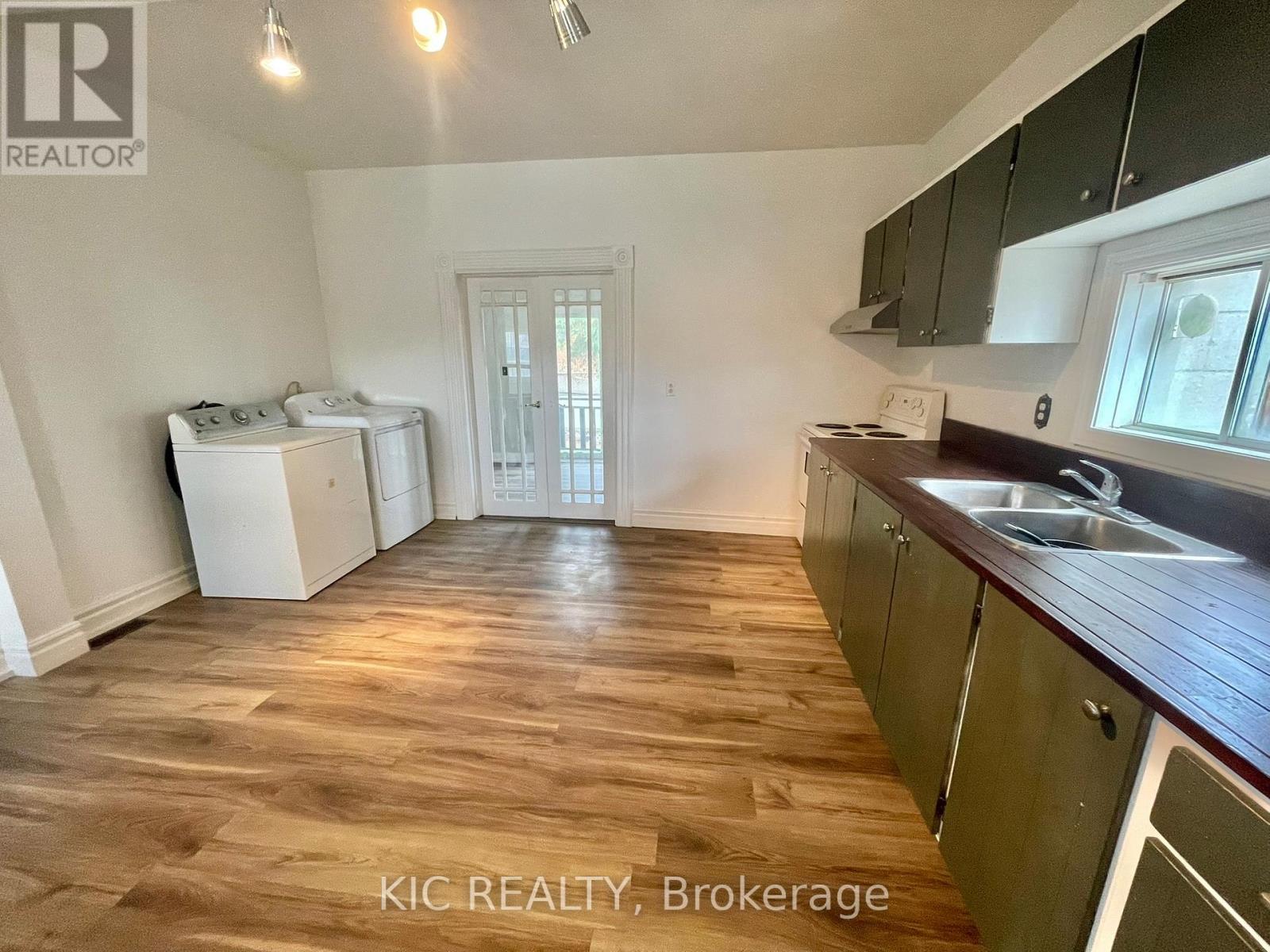 35 Ottawa Street E, Havelock-Belmont-Methuen, Ontario  K0L 1H0 - Photo 19 - X12527944