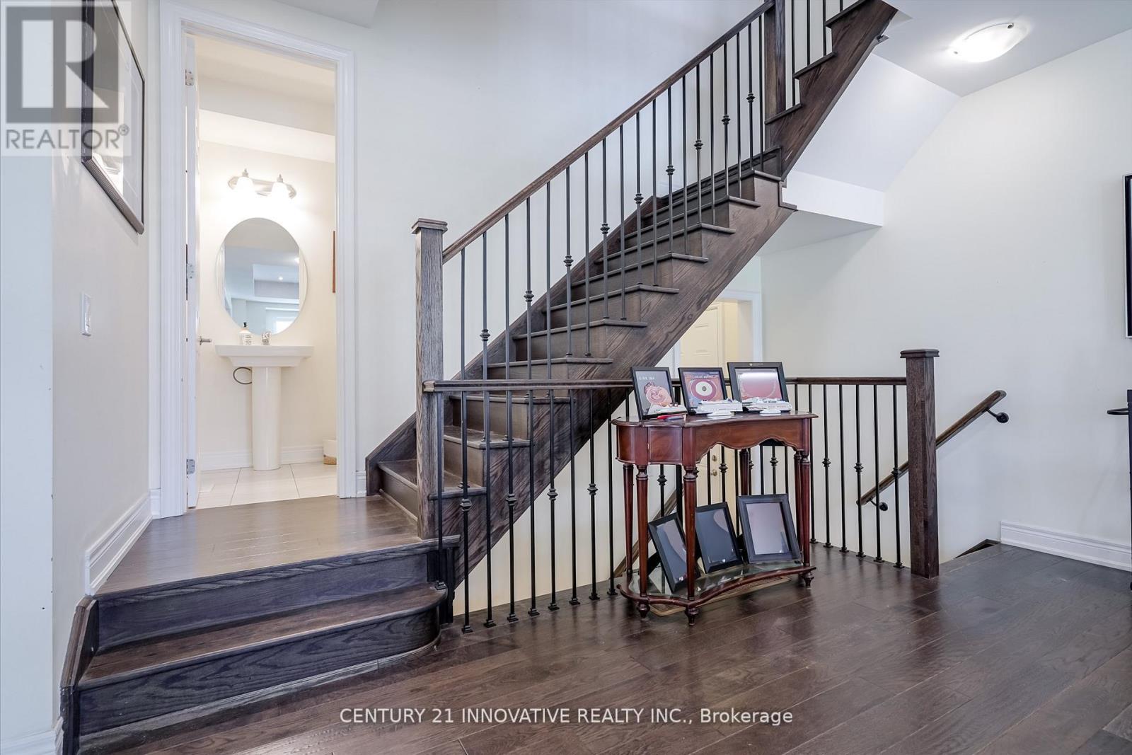 94 Brabin Circle, Whitby, Ontario  L1P 0C1 - Photo 12 - E12787048