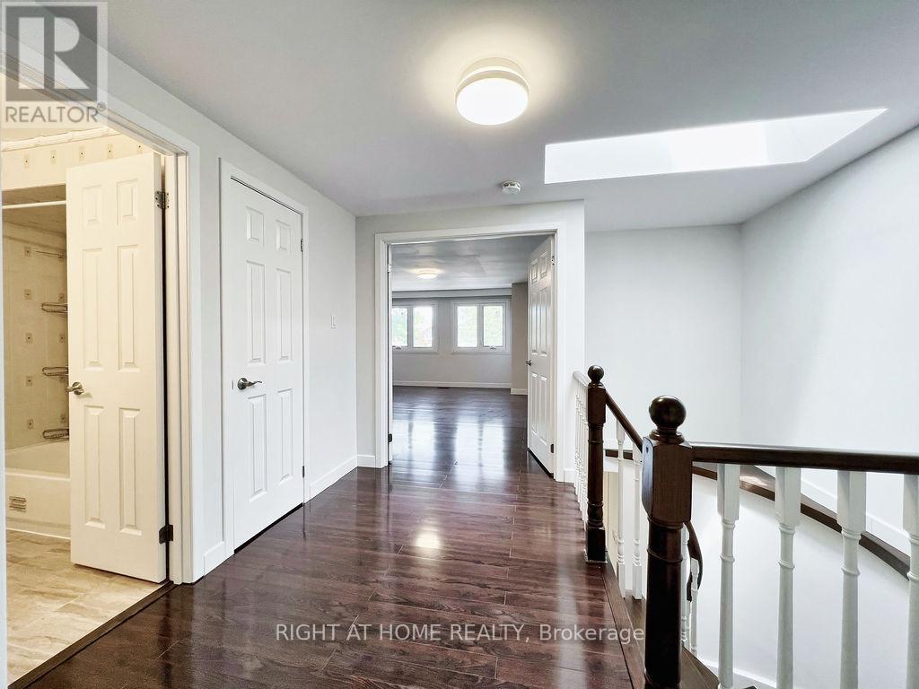 37 Becca Hall Trail, Toronto (Milliken), Ontario  M1V 2T7 - Photo 11 - E12787054