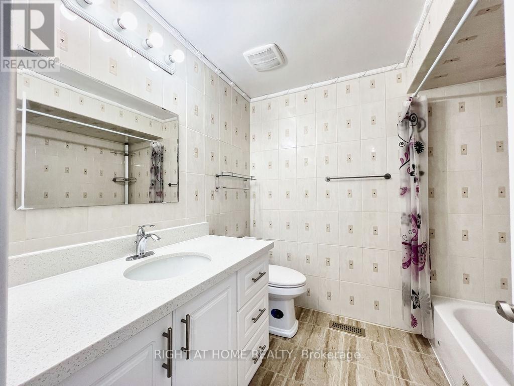 37 Becca Hall Trail, Toronto (Milliken), Ontario  M1V 2T7 - Photo 19 - E12787054