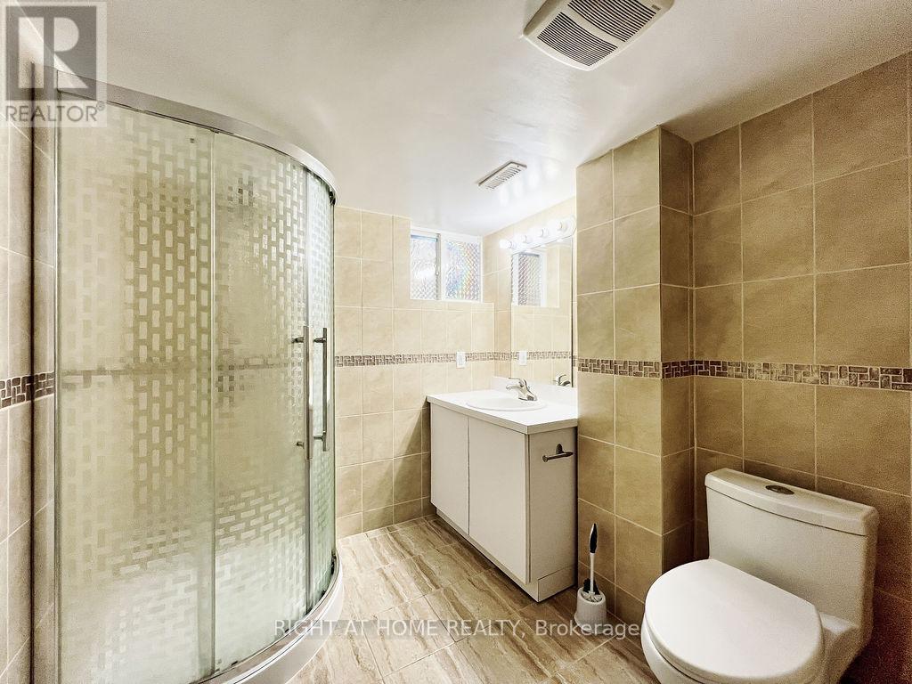 37 Becca Hall Trail, Toronto (Milliken), Ontario  M1V 2T7 - Photo 24 - E12787054