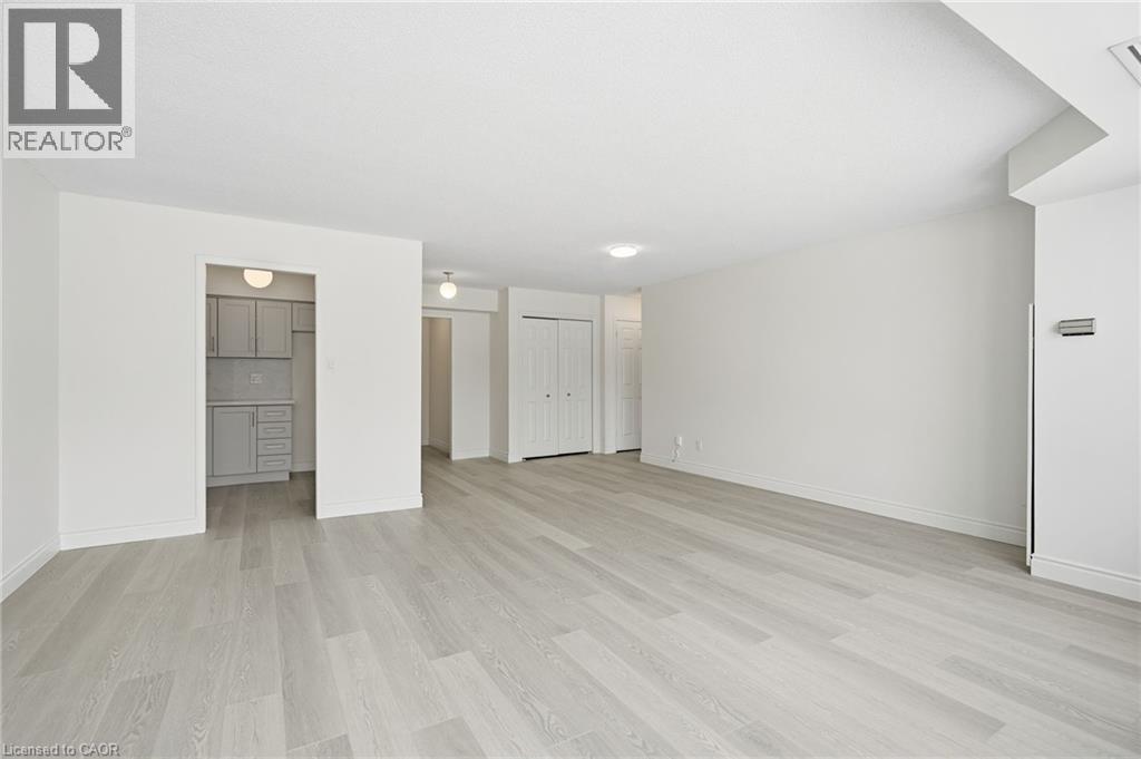 180 Limeridge Road W Unit# 208, Hamilton, Ontario  L9C 7H7 - Photo 16 - 40804958