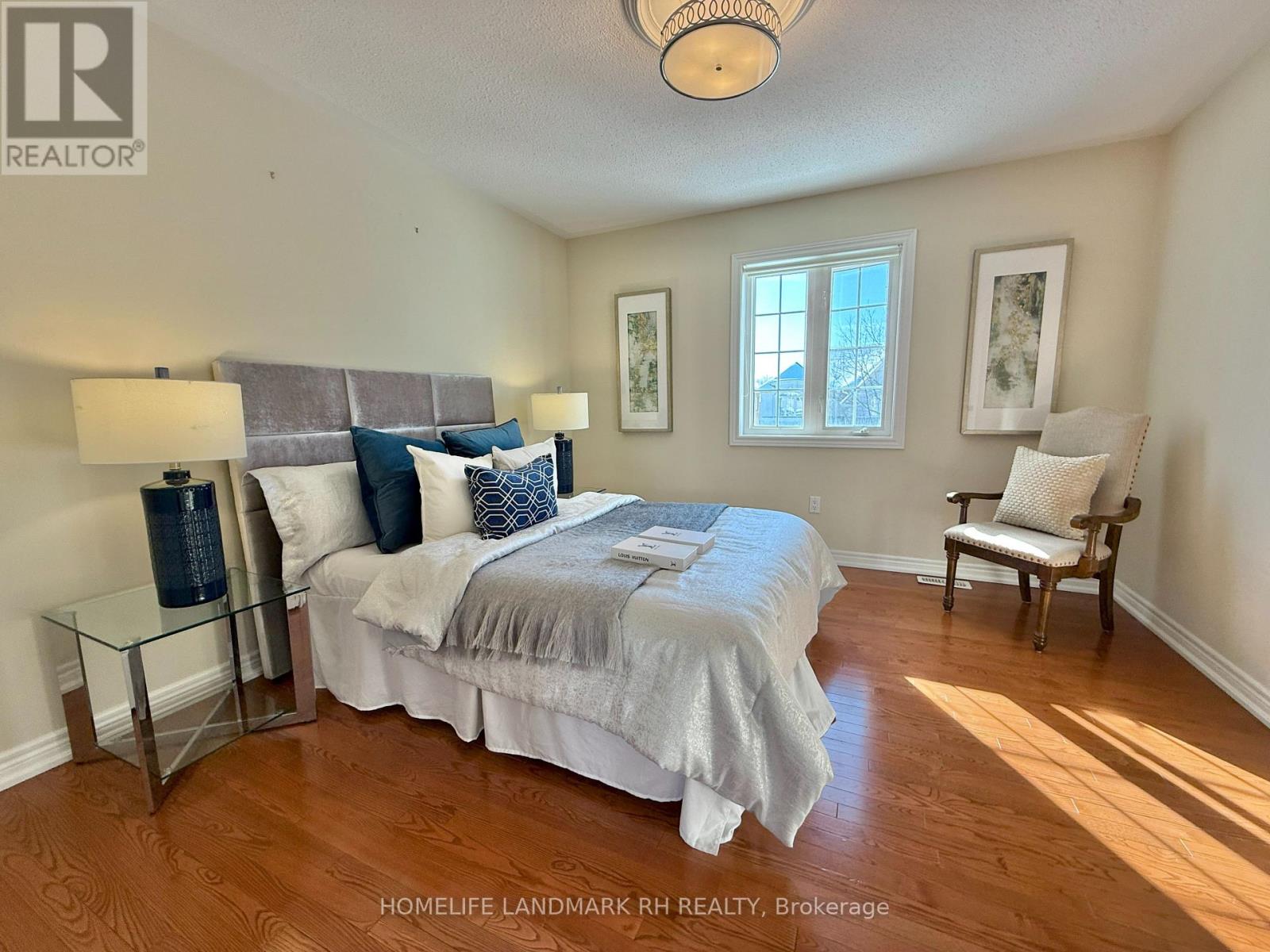 26 Jacobi Court, Vaughan (Patterson), Ontario  L4J 9H8 - Photo 11 - N12787000