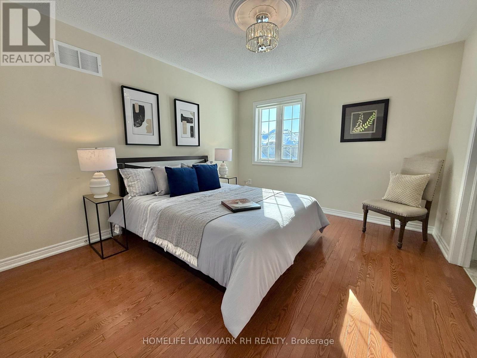 26 Jacobi Court, Vaughan (Patterson), Ontario  L4J 9H8 - Photo 13 - N12787000