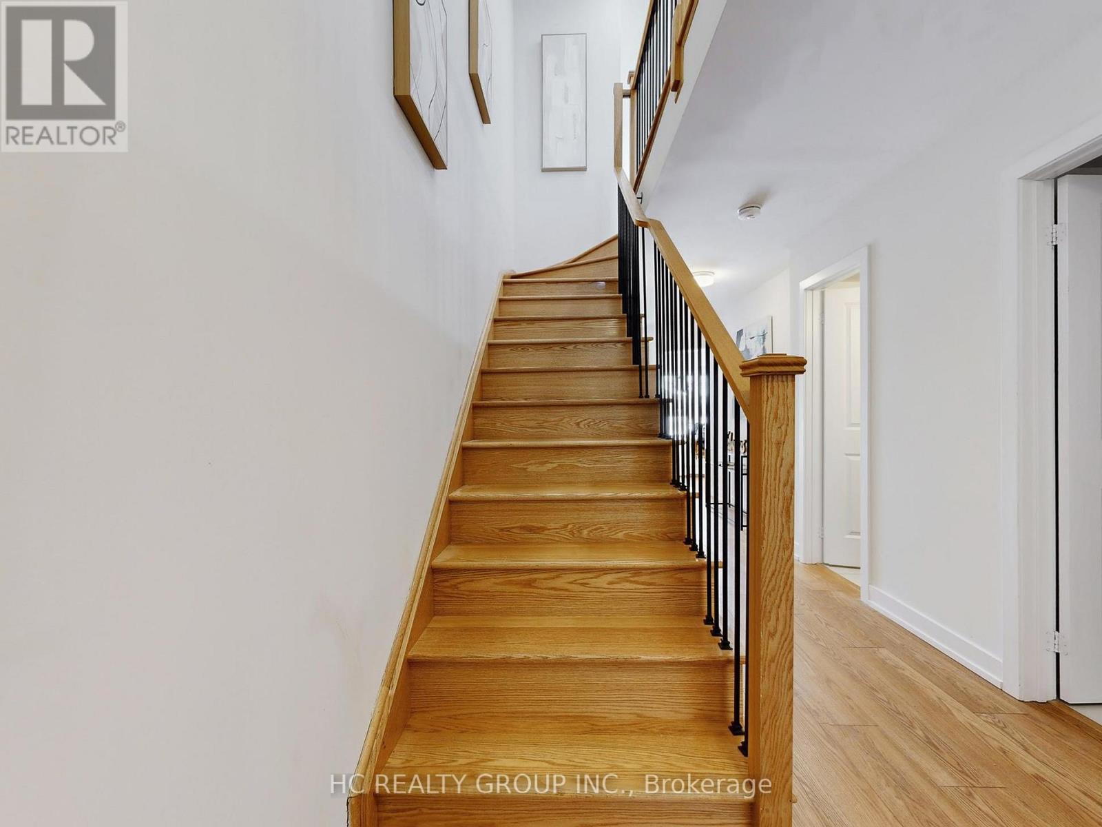 1810 Donald Cousens Parkway, Markham (Cornell), Ontario  L6B 0V5 - Photo 29 - N12787014