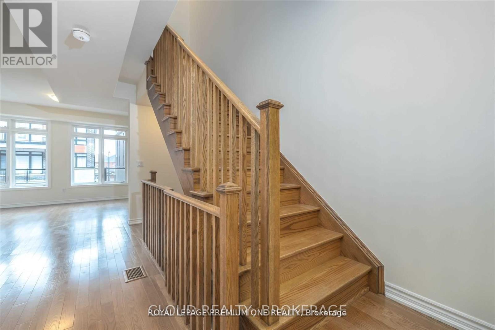 24 Elsinore Street, Vaughan, Ontario  L4H 3G2 - Photo 10 - N12787022