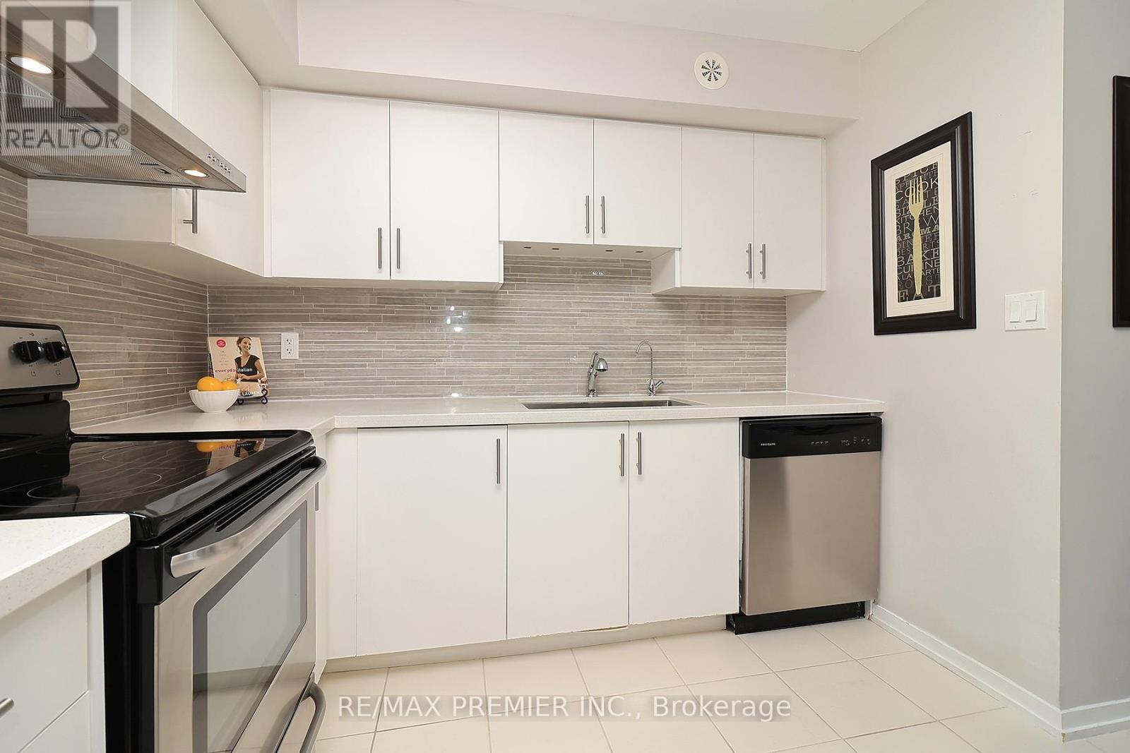 C14 - 26 Bruce Street, Vaughan (East Woodbridge), Ontario  L4L 0H4 - Photo 17 - N12787026