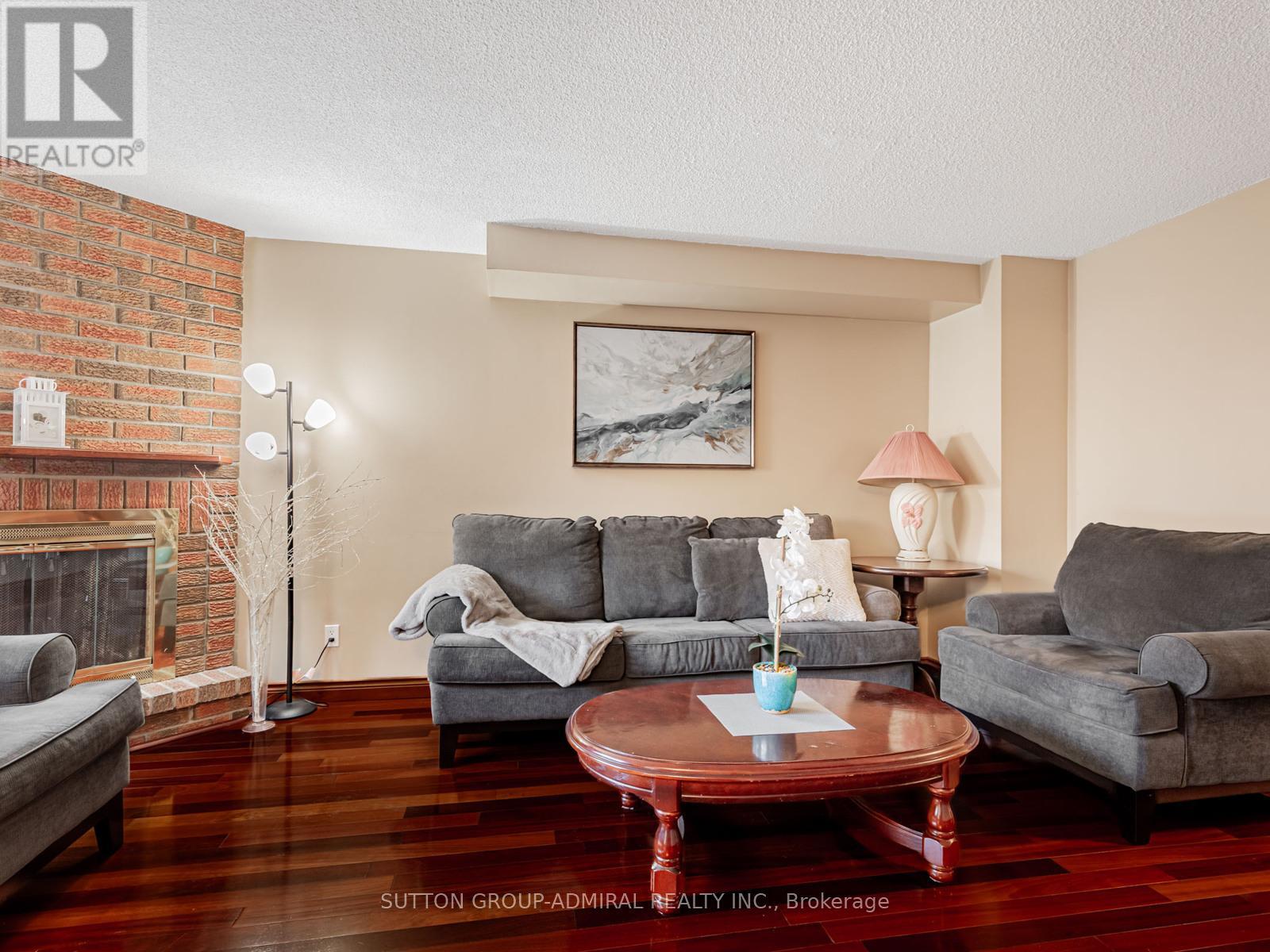 80 Bob O'link Avenue, Vaughan (Glen Shields), Ontario  L4K 1H2 - Photo 15 - N12787078