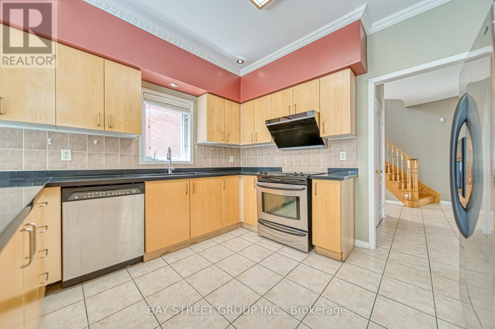 77 Weatherill Road, Markham (Berczy), Ontario  L6C 2P5 - Photo 14 - N12787128