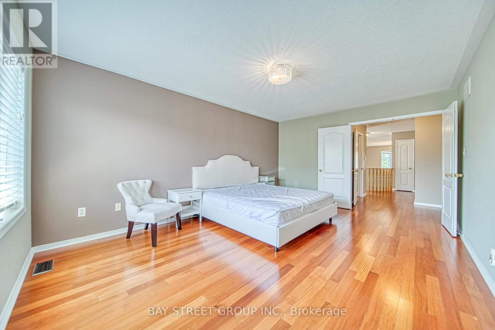 77 Weatherill Road, Markham (Berczy), Ontario  L6C 2P5 - Photo 22 - N12787128