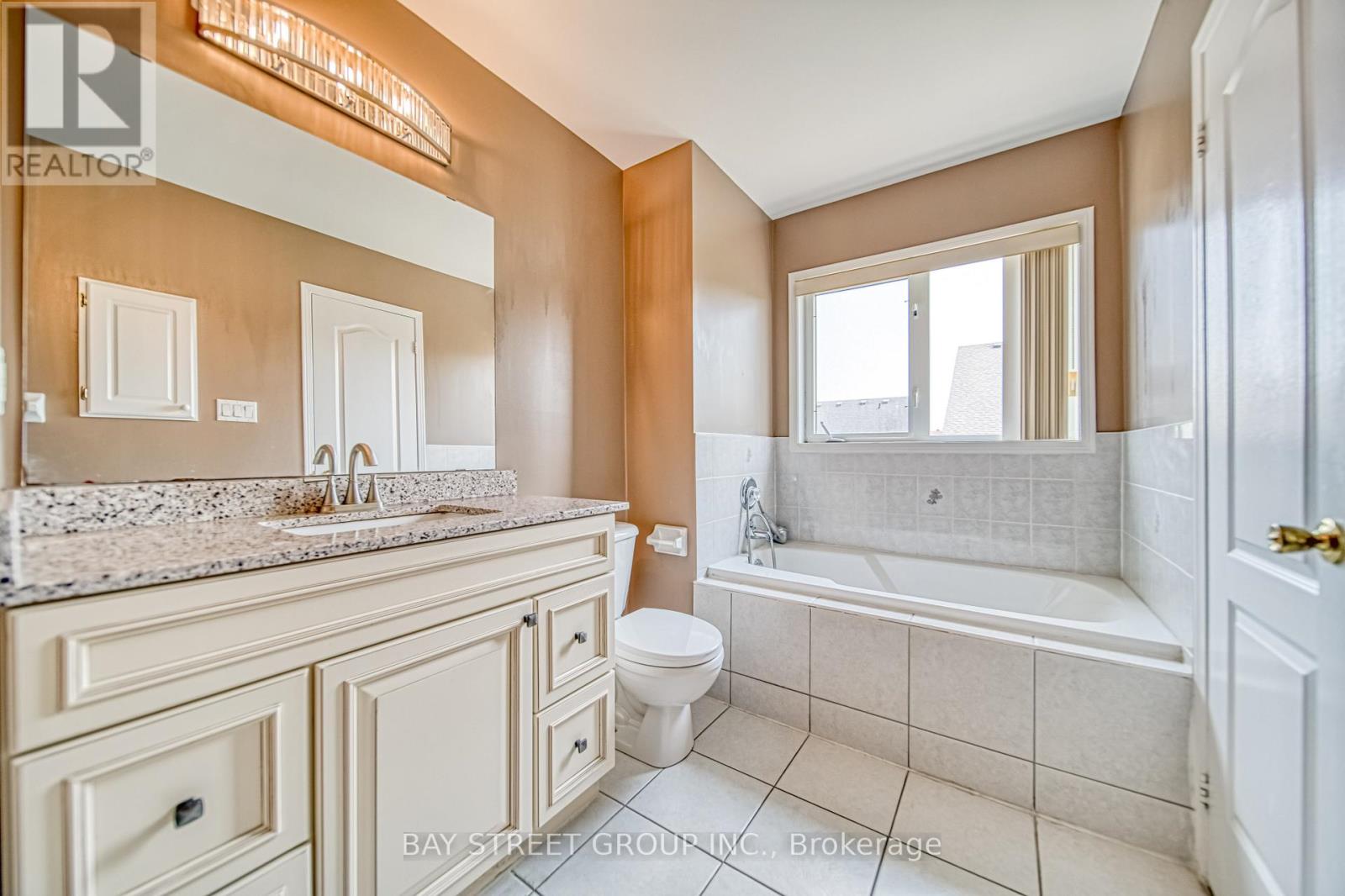 77 Weatherill Road, Markham (Berczy), Ontario  L6C 2P5 - Photo 27 - N12787128