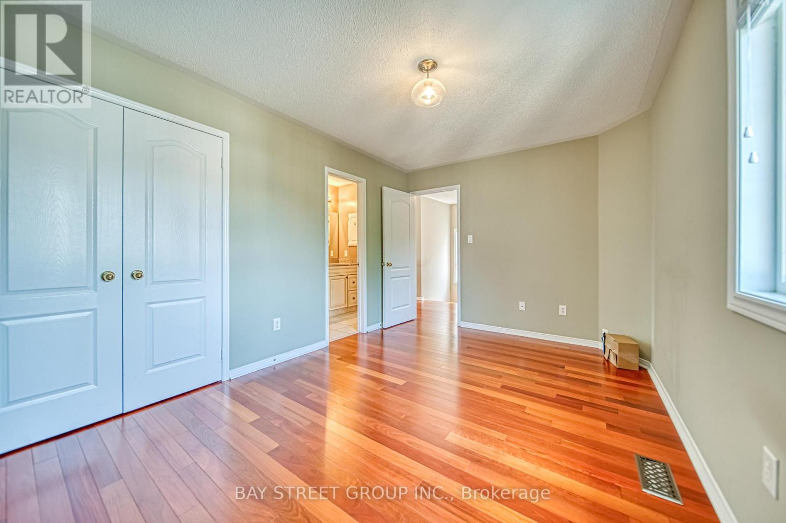 77 Weatherill Road, Markham (Berczy), Ontario  L6C 2P5 - Photo 29 - N12787128