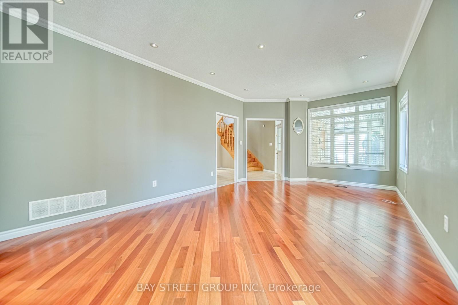 77 Weatherill Road, Markham (Berczy), Ontario  L6C 2P5 - Photo 7 - N12787128