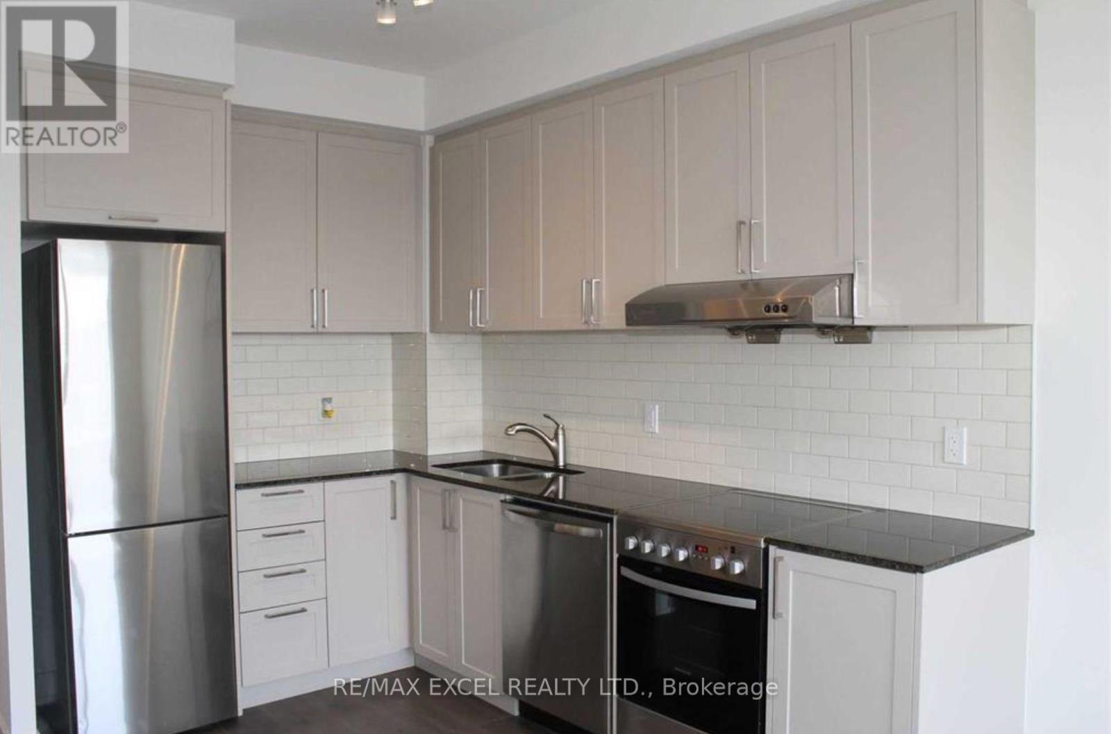 527w - 268 Buchanan Drive, Markham (Unionville), Ontario  L3R 8G9 - Photo 2 - N12787142