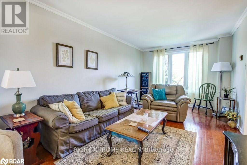 Upper - 369 Hickling Trail, Barrie (Grove East), Ontario  L4M 6A9 - Photo 3 - S12787020