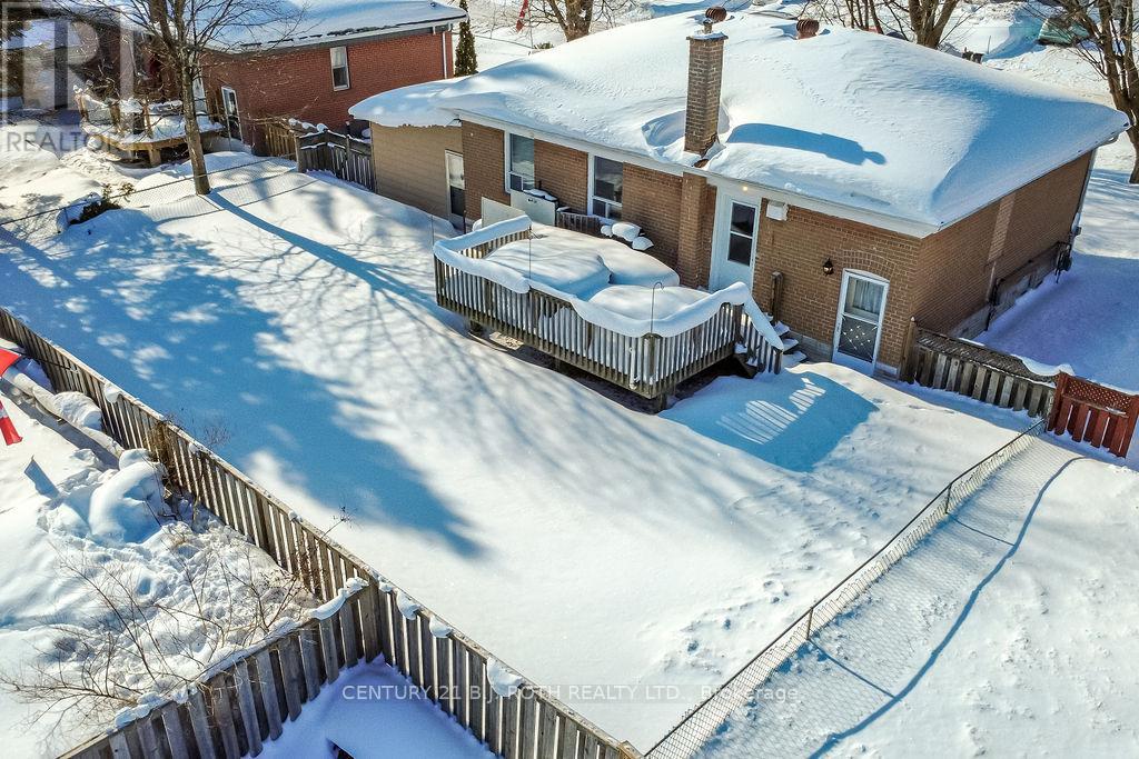 350 Millard Street, Orillia, Ontario  L3V 4H4 - Photo 3 - S12787154