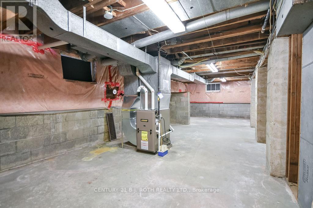 350 Millard Street, Orillia, Ontario  L3V 4H4 - Photo 34 - S12787154